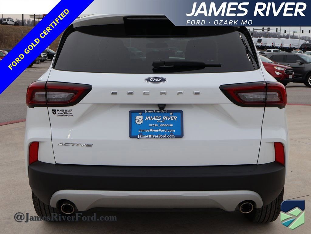 Certified 2025 Ford Escape Active w/ Cold Weather Package image 4