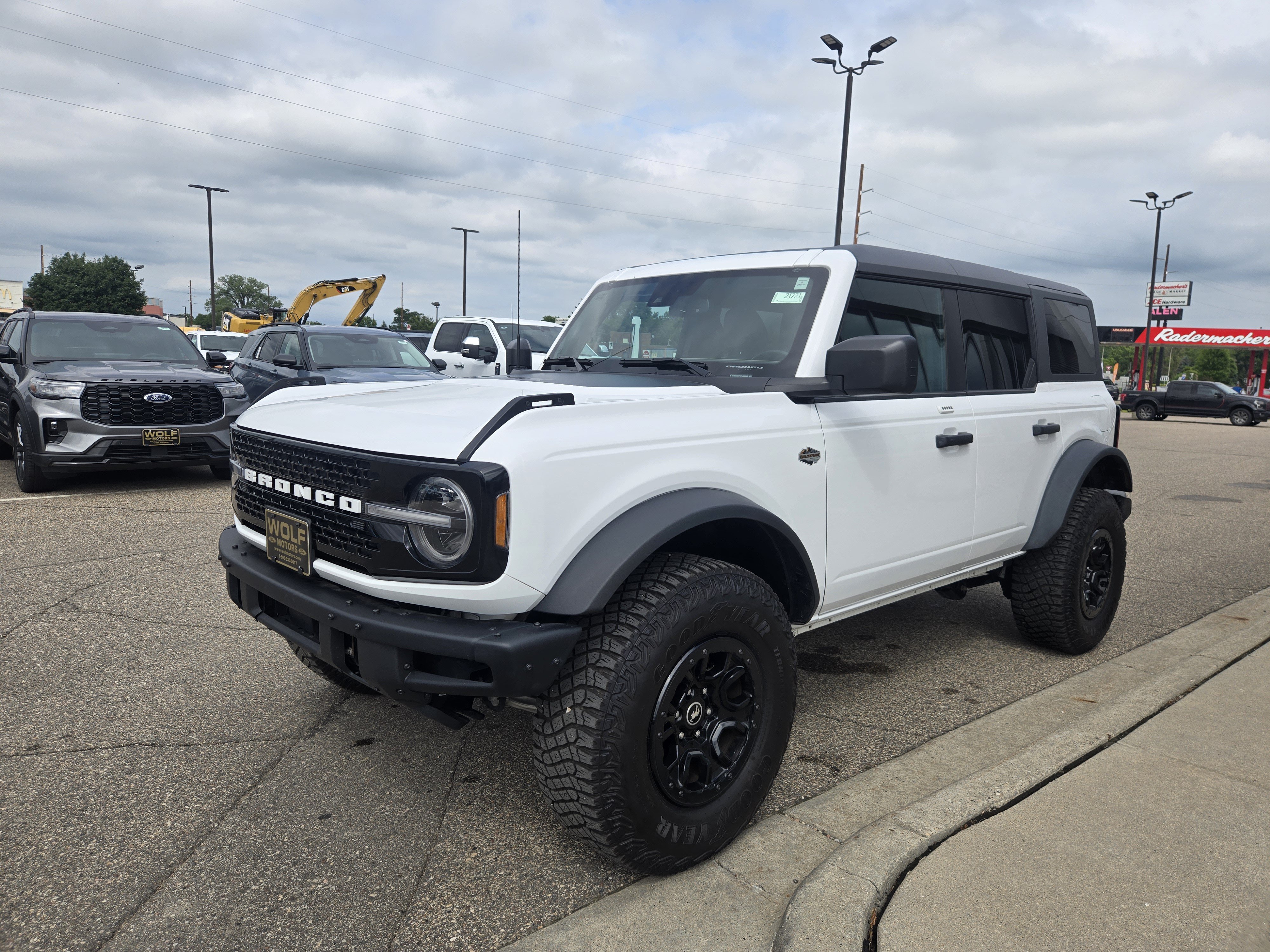 Certified 2023 Ford Bronco Wildtrak AWD/4WD image 17