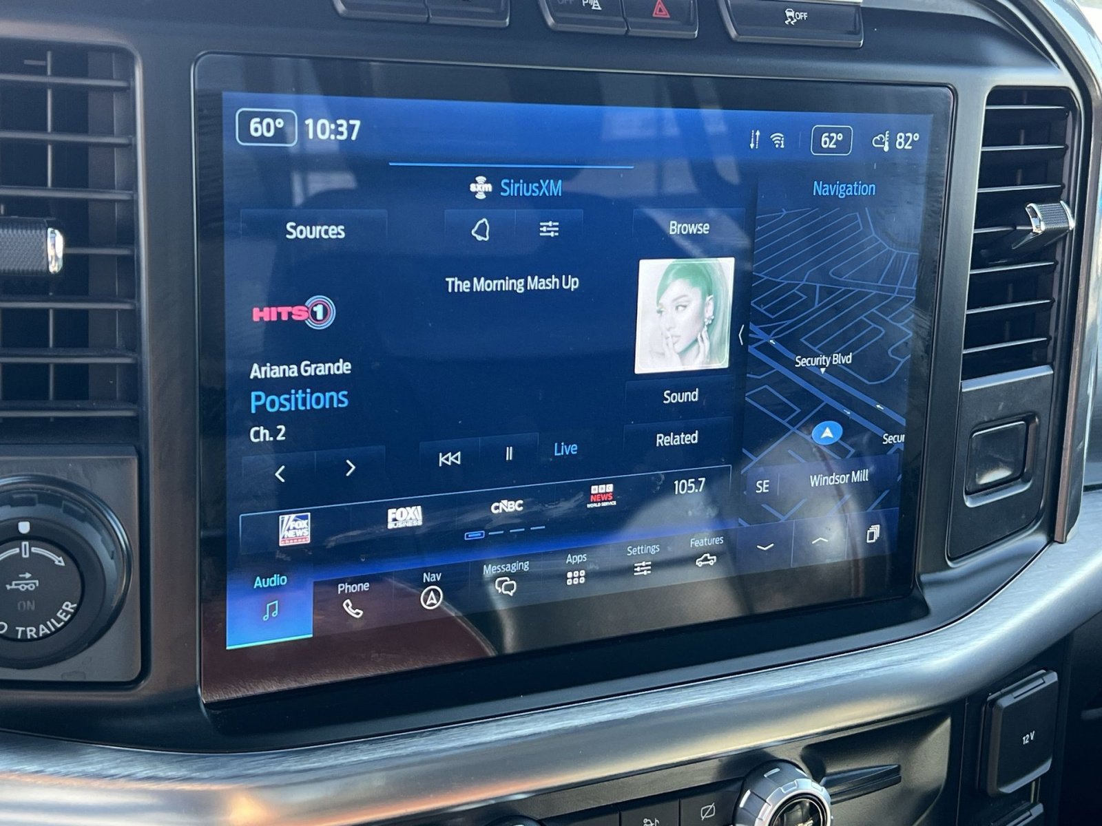 Certified 2022 Ford F150 Lariat w/ Equipment Group 502A High image 18