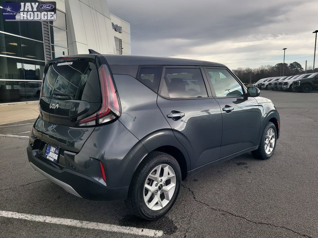 Used 2024 Kia Soul LX w/ Option Group 015 image 3