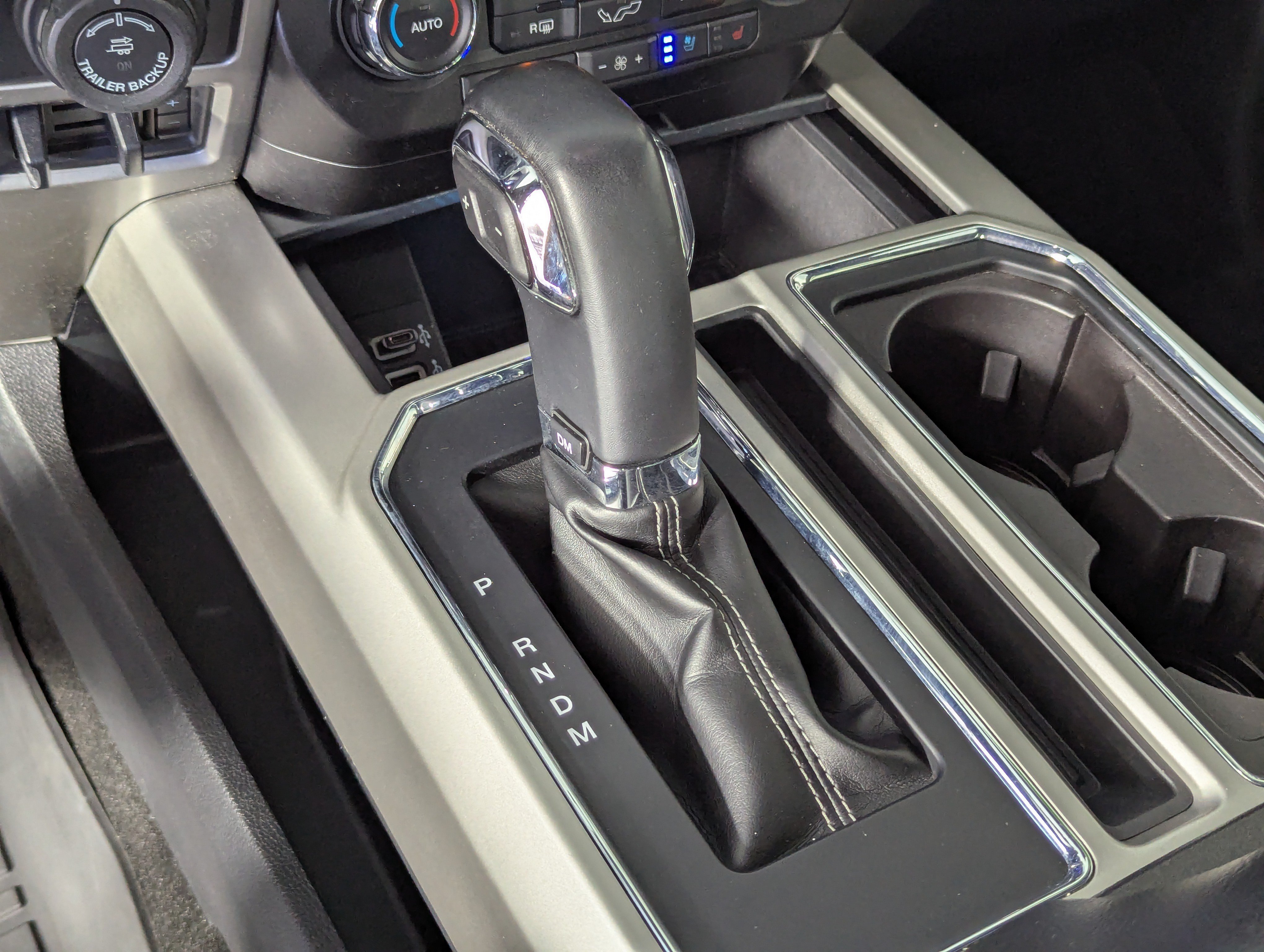 Certified 2019 Ford F150 Lariat AWD/4WD image 32