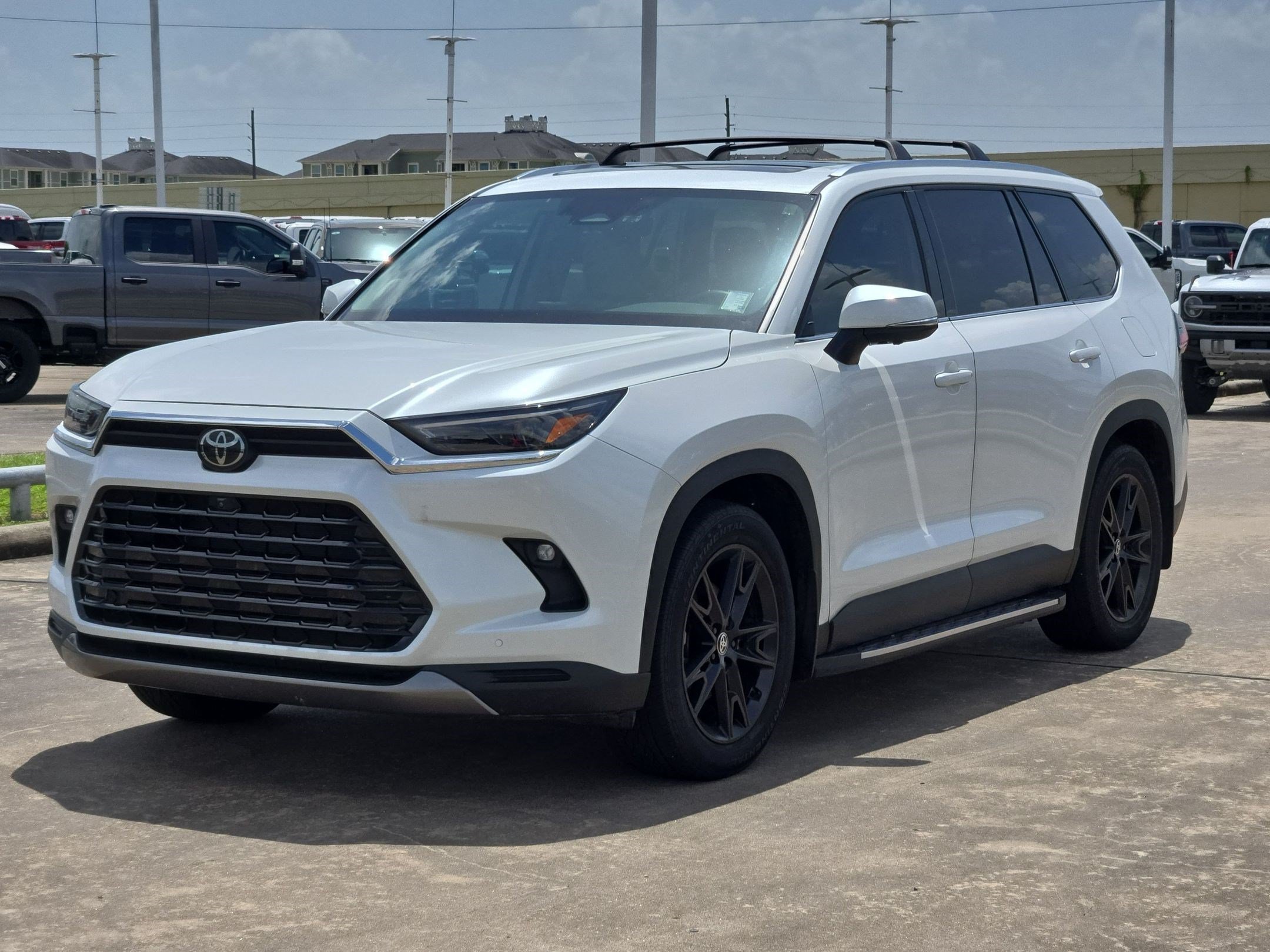 Used 2025 Toyota Grand Highlander FWD image 10