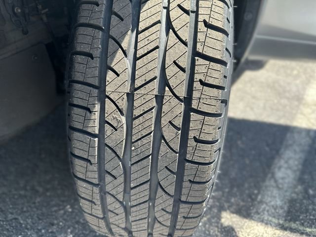 Used 2022 Toyota Highlander XLE FWD image 12