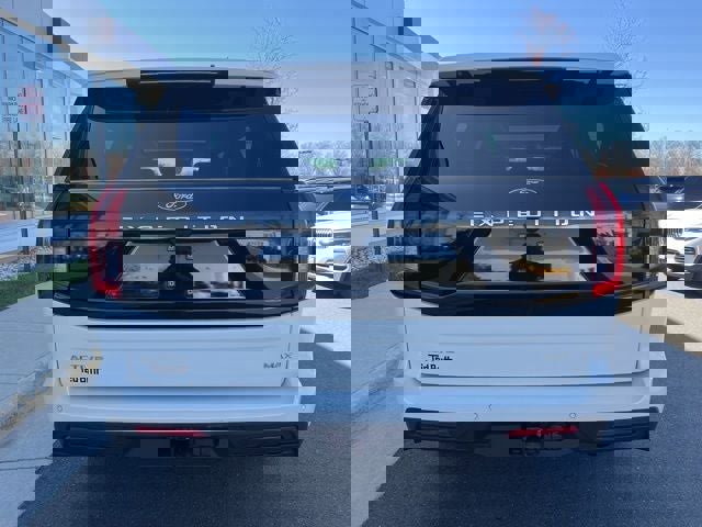 Certified 2025 Ford Expedition Max Active image 4