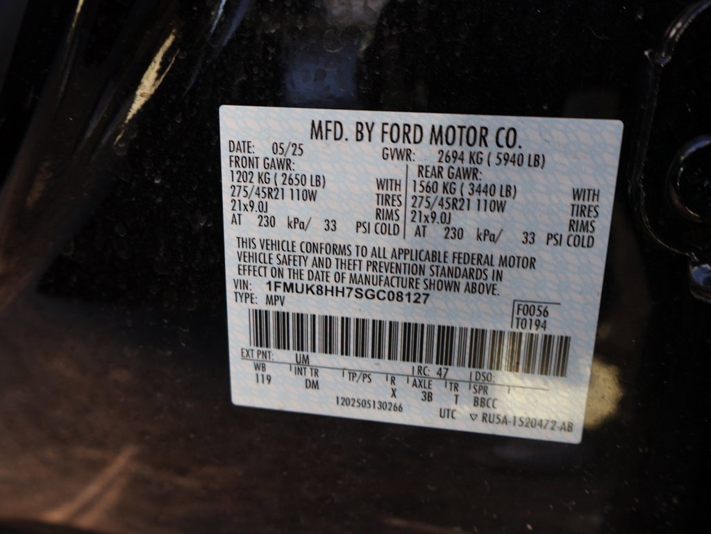 Certified 2025 Ford Explorer Platinum w/ LUX Leather Package image 42