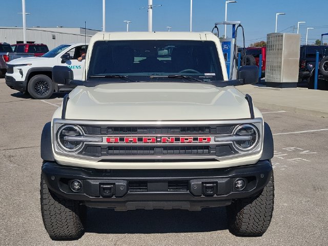 Certified 2026 Ford Bronco Outer Banks w/ Sasquatch Package AWD/4WD image 8