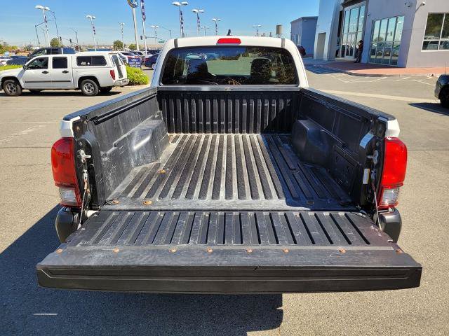 Used 2022 Toyota Tacoma SR RWD image 10