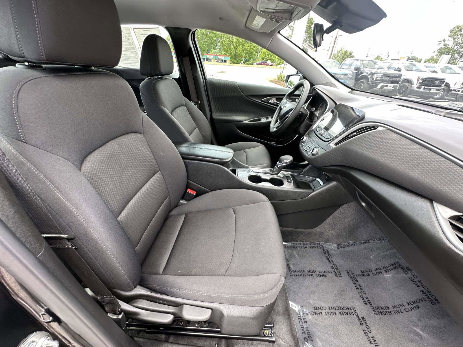 Used 2025 Chevrolet Malibu LT FWD image 23