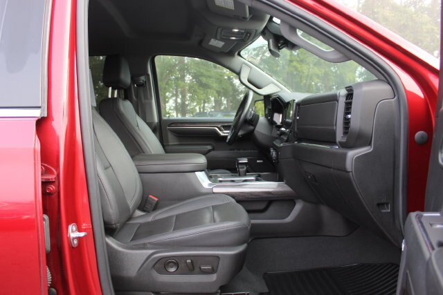 Used 2023 Chevrolet Silverado 1500 LTZ AWD/4WD image 24