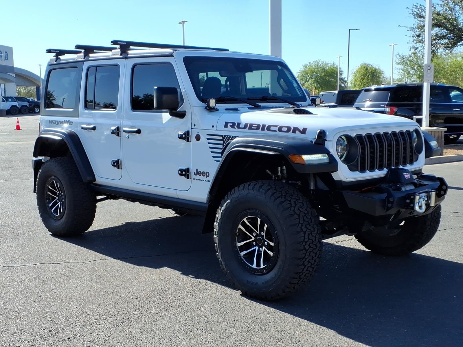 Used 2024 Jeep Wrangler Unlimited Rubicon w/ XTREMEE 35" Tire Package AWD/4WD image 8
