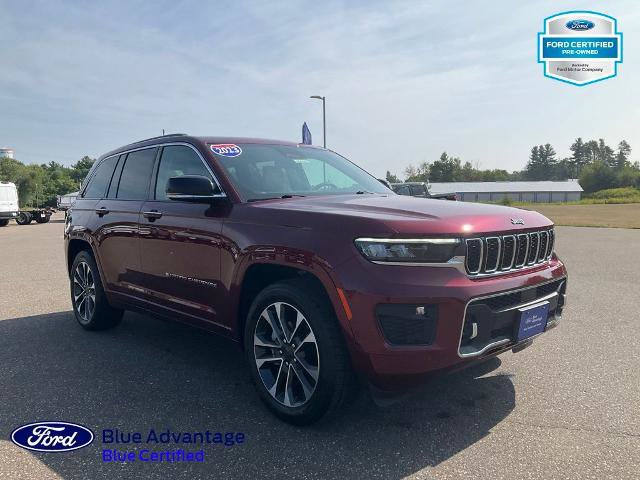 Used 2023 Jeep Grand Cherokee Overland w/ Luxury Tech Group IV AWD/4WD image 5