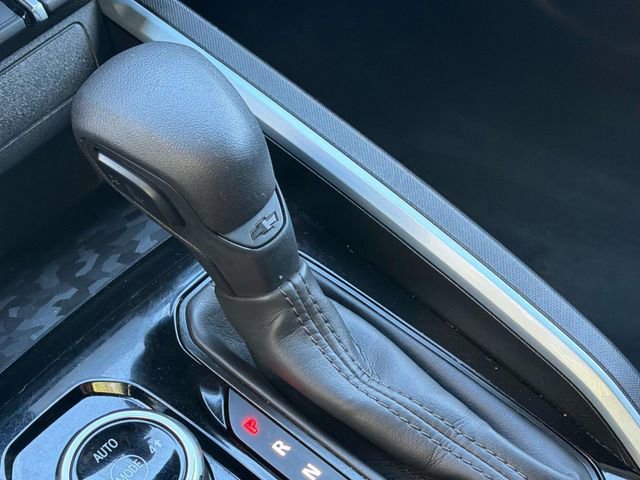 Used 2023 Chevrolet Colorado Trail Boss image 18