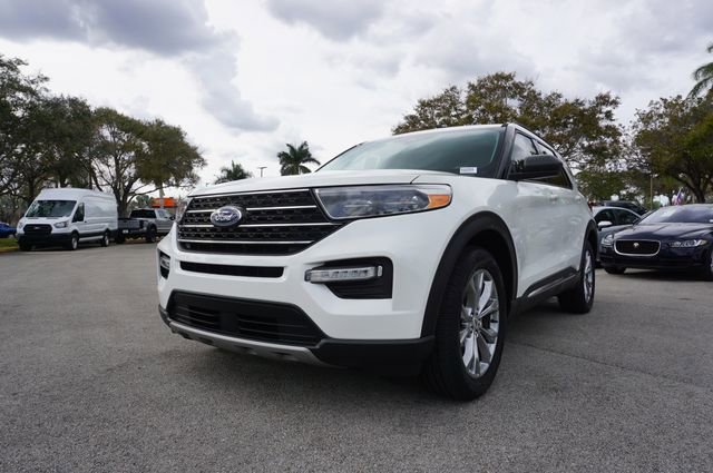 Certified 2023 Ford Explorer XLT w/ Equipment Group 202A image 21