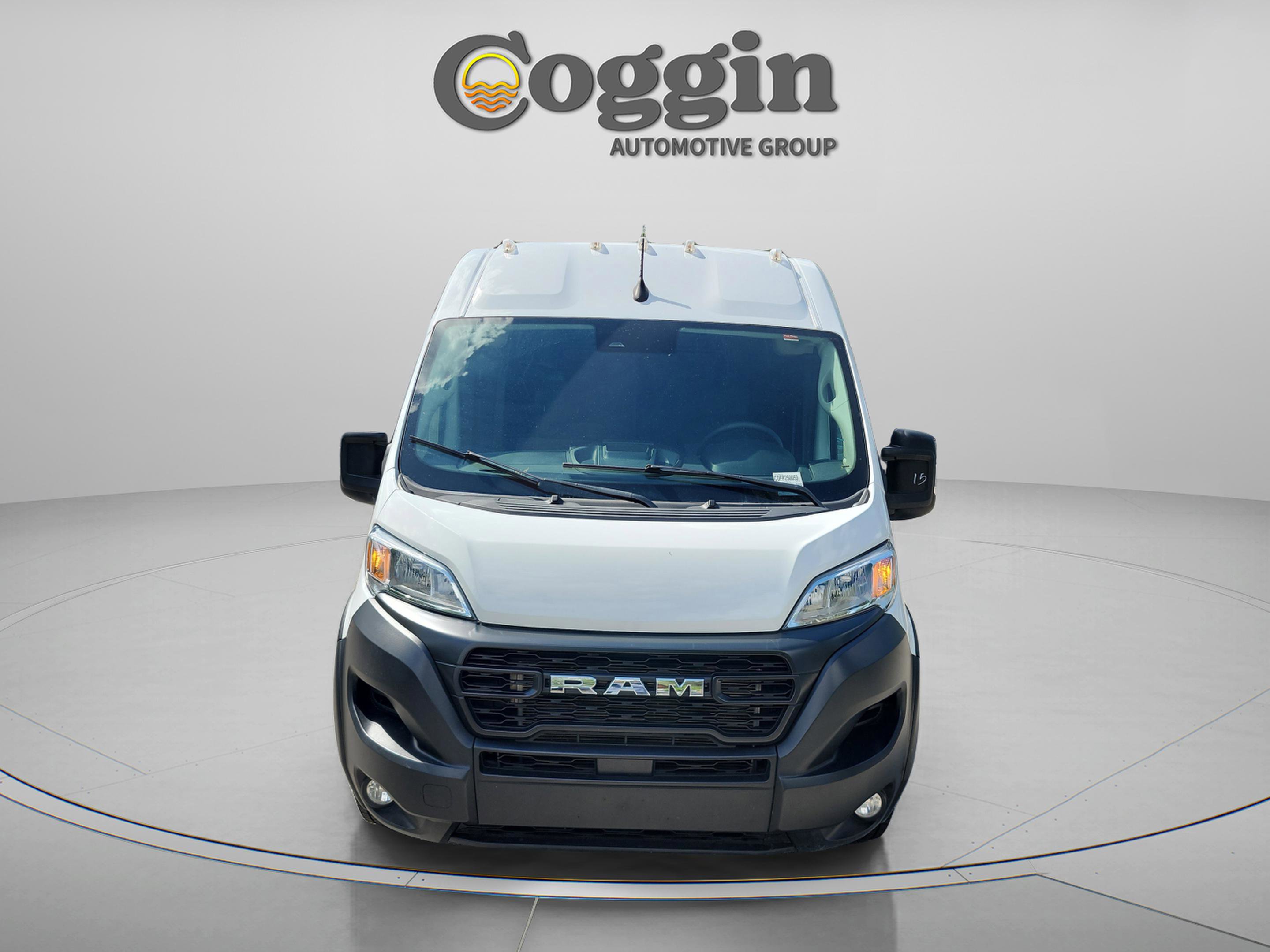 Used 2025 RAM ProMaster 2500 w/ Convenience Group FWD image 8