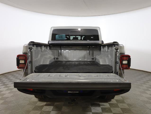 Used 2020 Jeep Gladiator Overland image 19