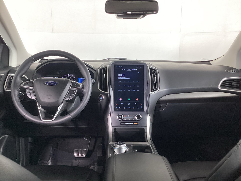 Certified 2024 Ford Edge SEL w/ Convenience Package AWD/4WD image 16