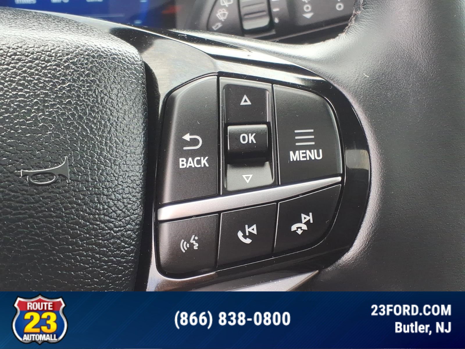 Certified 2023 Ford Explorer Platinum w/ Technology Package AWD/4WD image 15