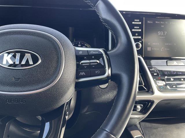 Used 2021 Kia Sorento S image 14