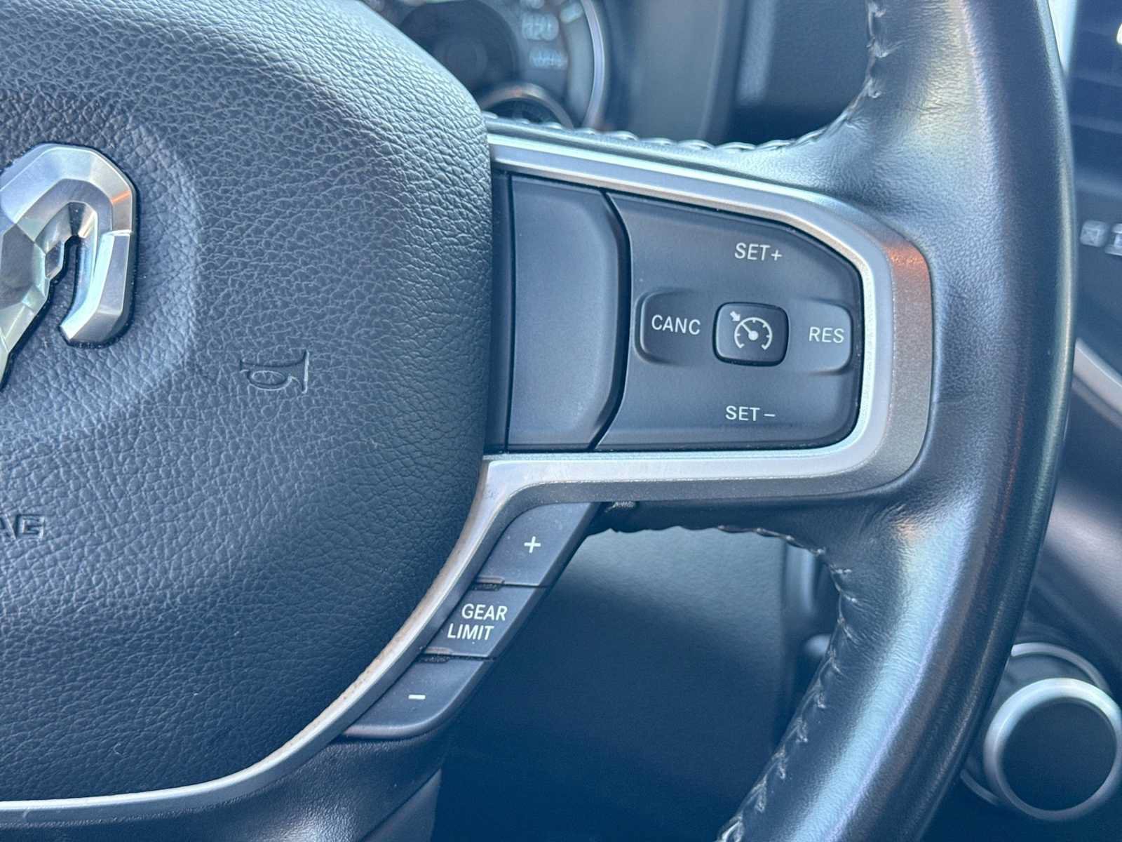Used 2022 RAM 1500 Big Horn AWD/4WD image 23