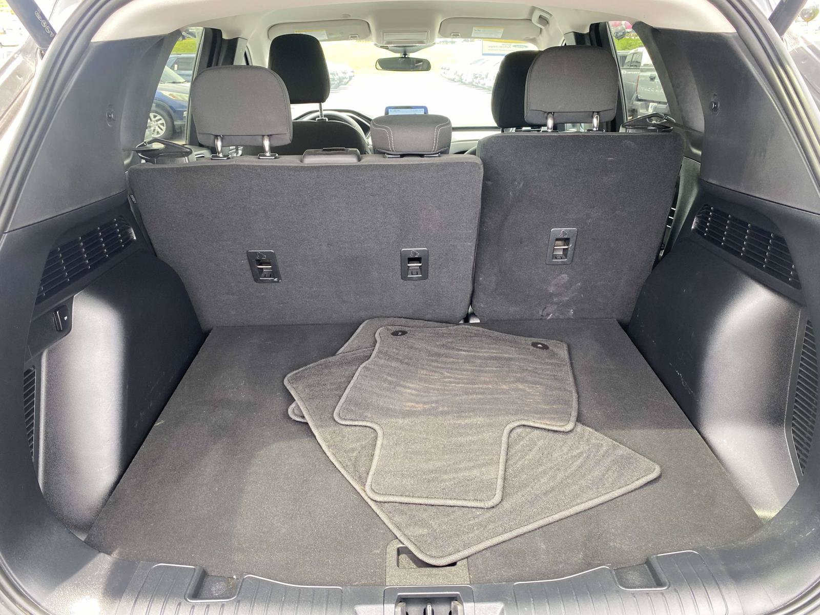 Certified 2024 Ford Escape Active FWD image 10