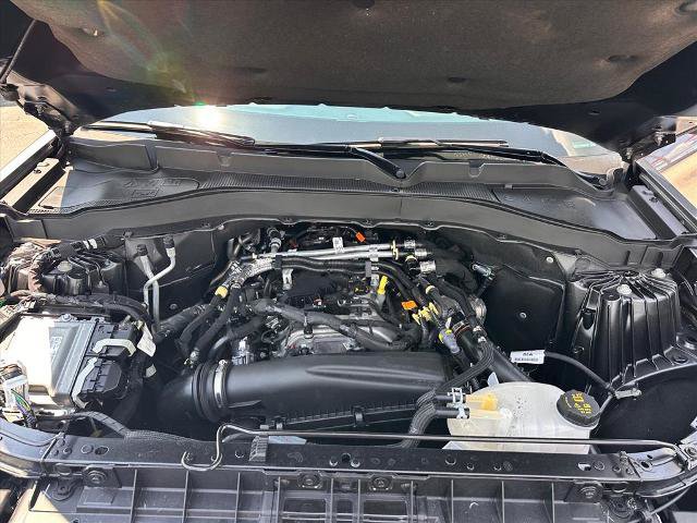 Certified 2025 Ford Explorer Active RWD image 29