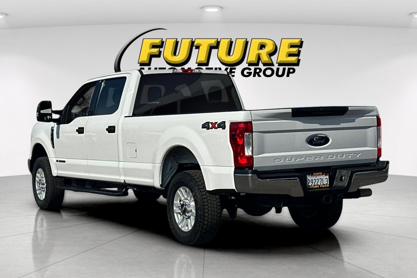 Certified 2019 Ford F250 XLT image 3