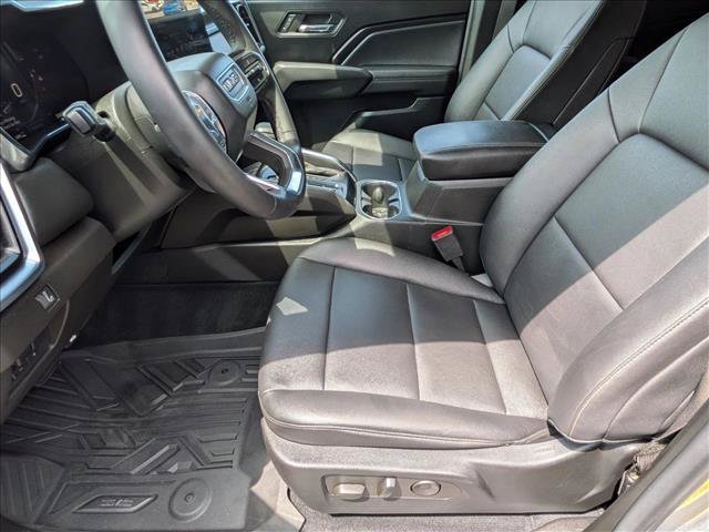 Used 2023 GMC Canyon Elevation w/ Elevation Premium Package AWD/4WD image 16