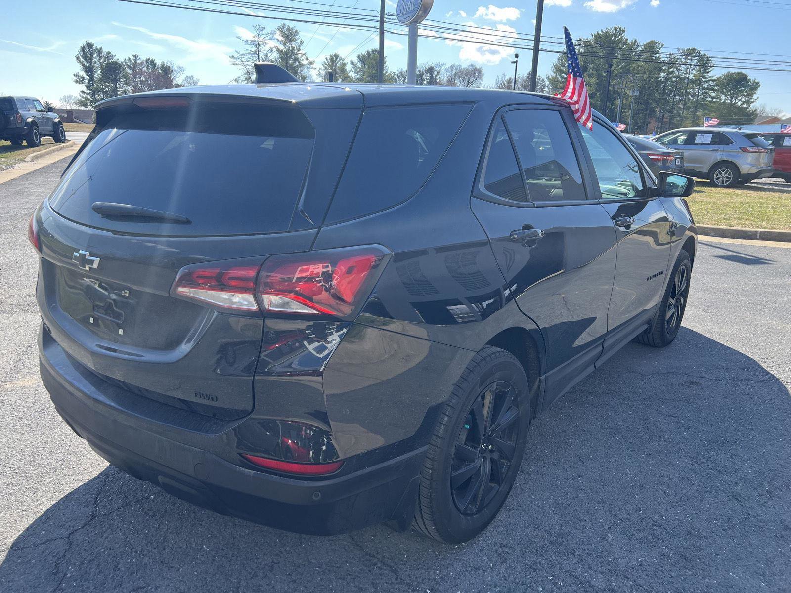Used 2024 Chevrolet Equinox LS w/ LS Convenience Package image 6