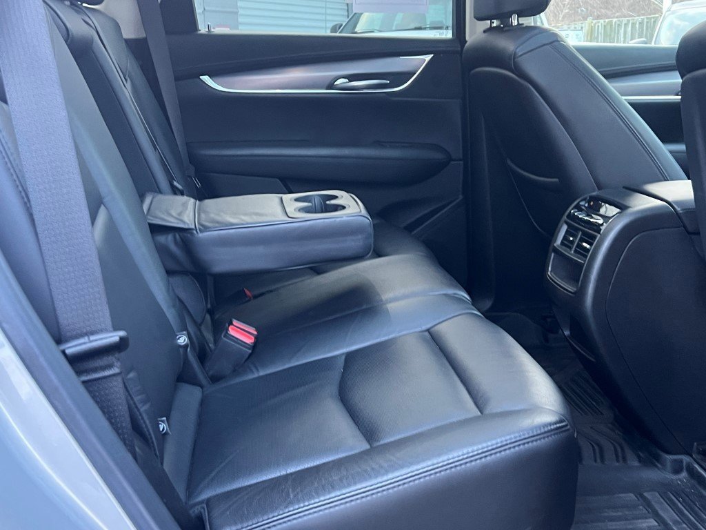 Used 2018 Cadillac XT5 Premium Luxury image 13