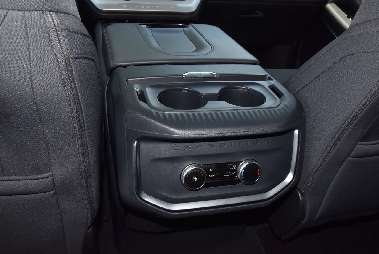 Certified 2025 Ford Expedition Max Active RWD image 19