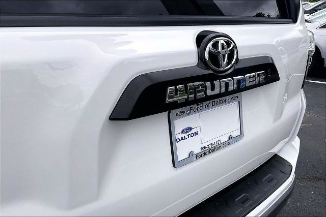 Used 2022 Toyota 4Runner TRD Off-Road AWD/4WD image 8