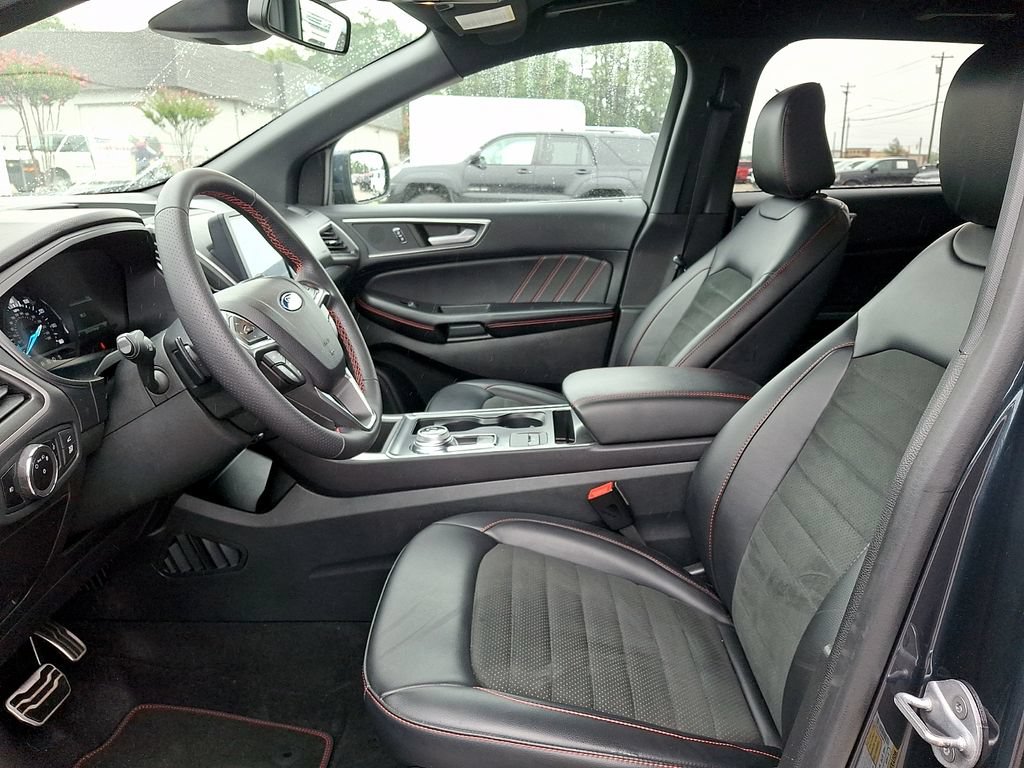 Certified 2023 Ford Edge ST-Line w/ Class II Trailer Tow Package AWD/4WD image 13