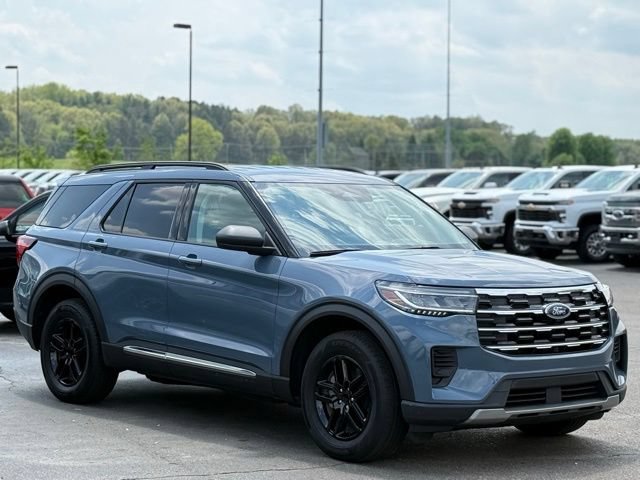 Certified 2025 Ford Explorer Active AWD/4WD image 38