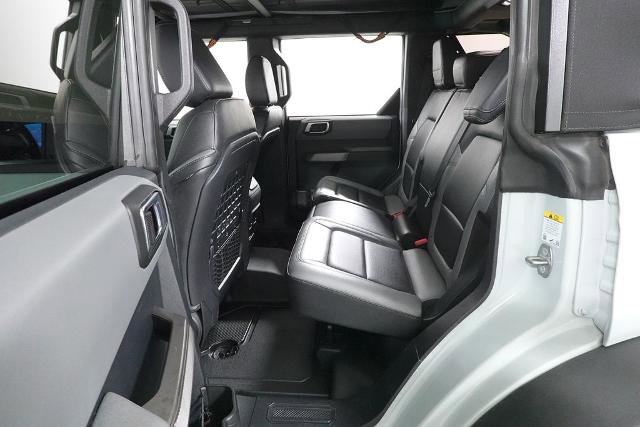 Certified 2022 Ford Bronco Black Diamond w/ Sasquatch Package AWD/4WD image 26