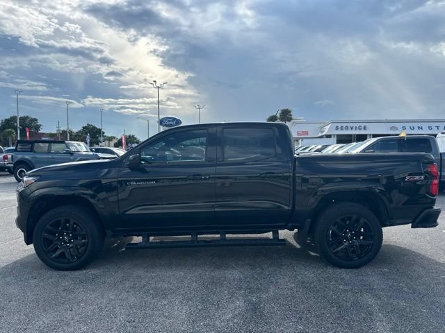 Used 2024 Chevrolet Colorado Z71 w/ Z71 Convenience Package 2 AWD/4WD image 2