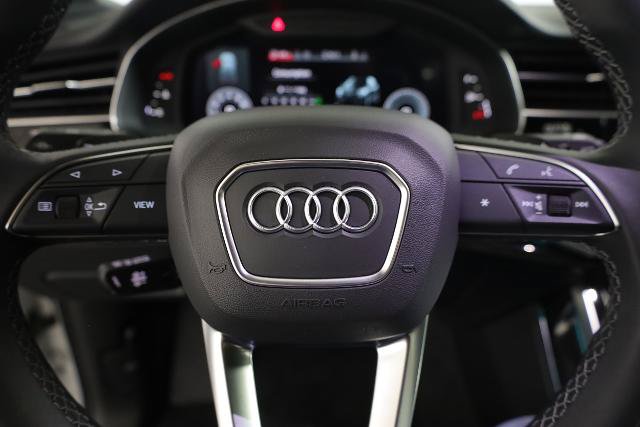 Used 2025 Audi Q7 3.0T Prestige AWD/4WD image 17