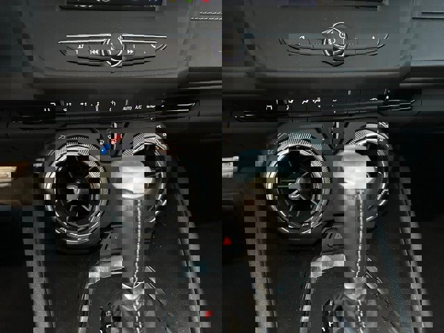 Used 2021 Chevrolet Camaro LT image 22