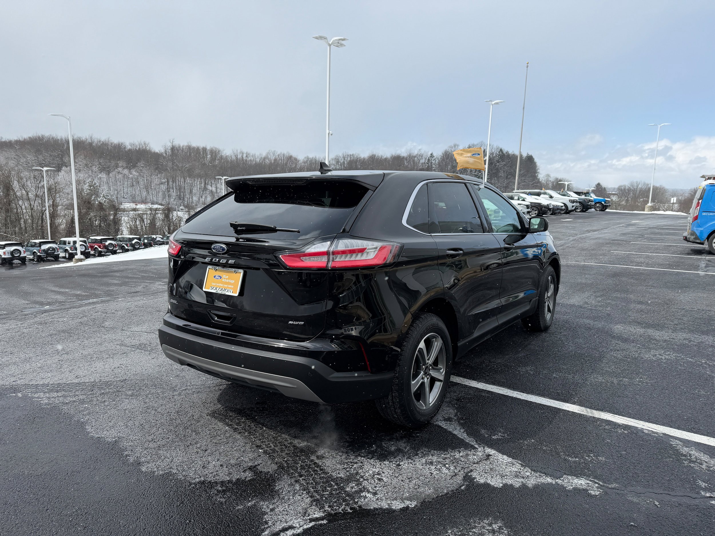 Certified 2023 Ford Edge SEL w/ Convenience Package AWD/4WD image 5
