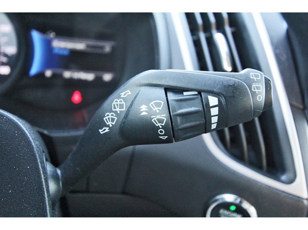 Certified 2024 Ford Edge SE image 17