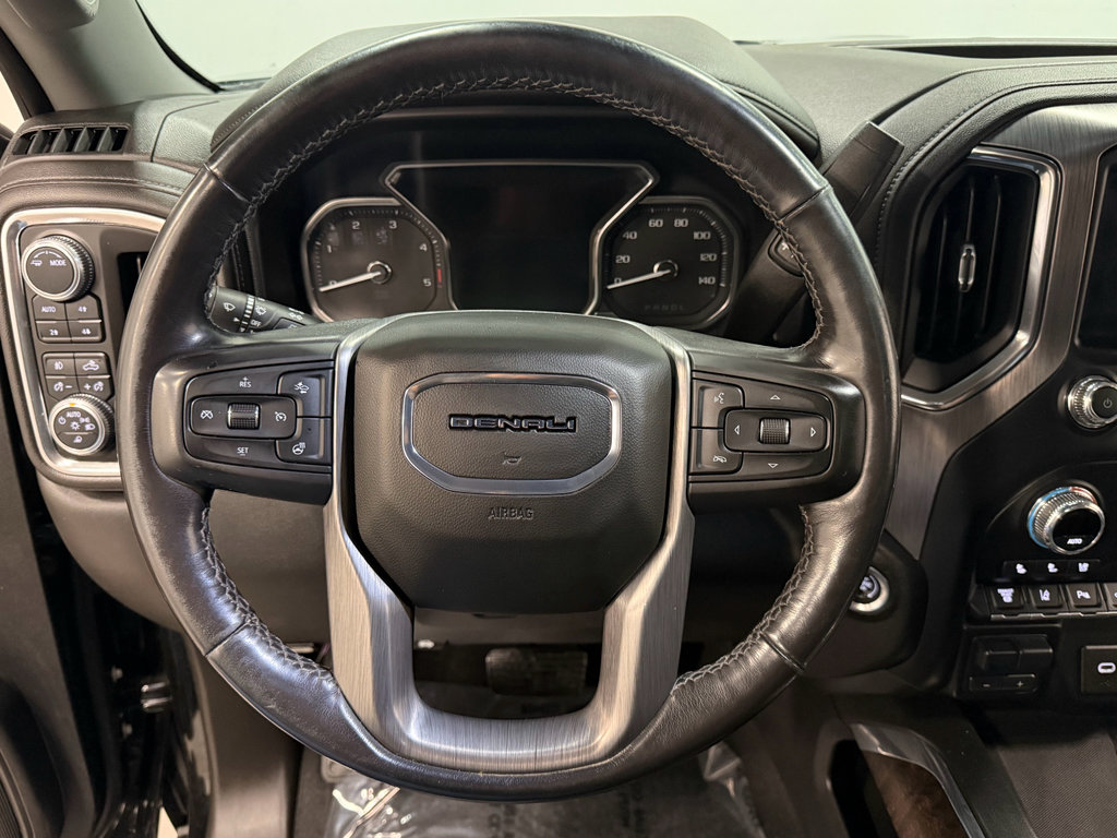 Used 2020 GMC Sierra 2500 Denali w/ Denali Ultimate Package image 18