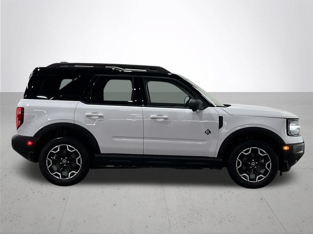 Certified 2025 Ford Bronco Sport Outer Banks w/ Outer Banks Tech Package+ AWD/4WD image 10