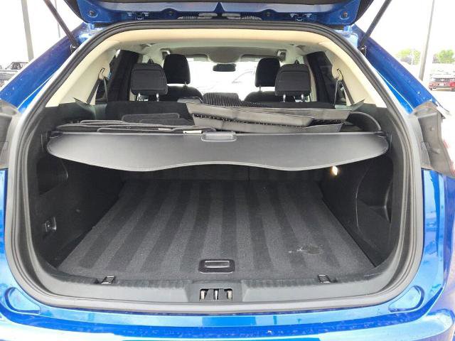 Certified 2022 Ford Edge SE w/ Black Appearance Package image 15