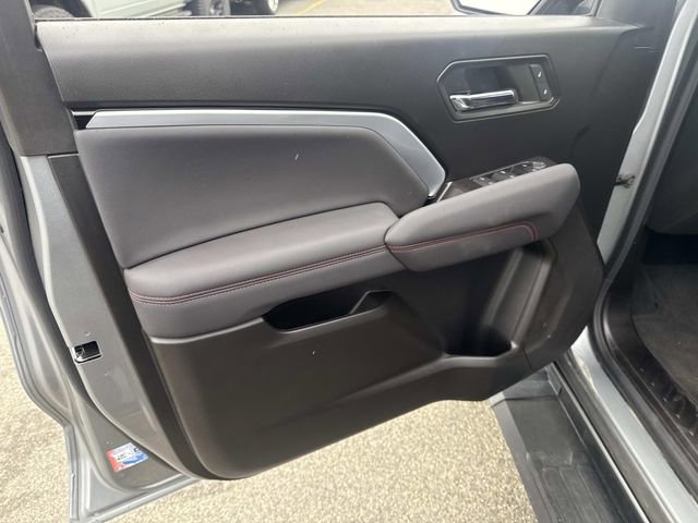 Used 2024 Chevrolet Colorado Z71 image 18