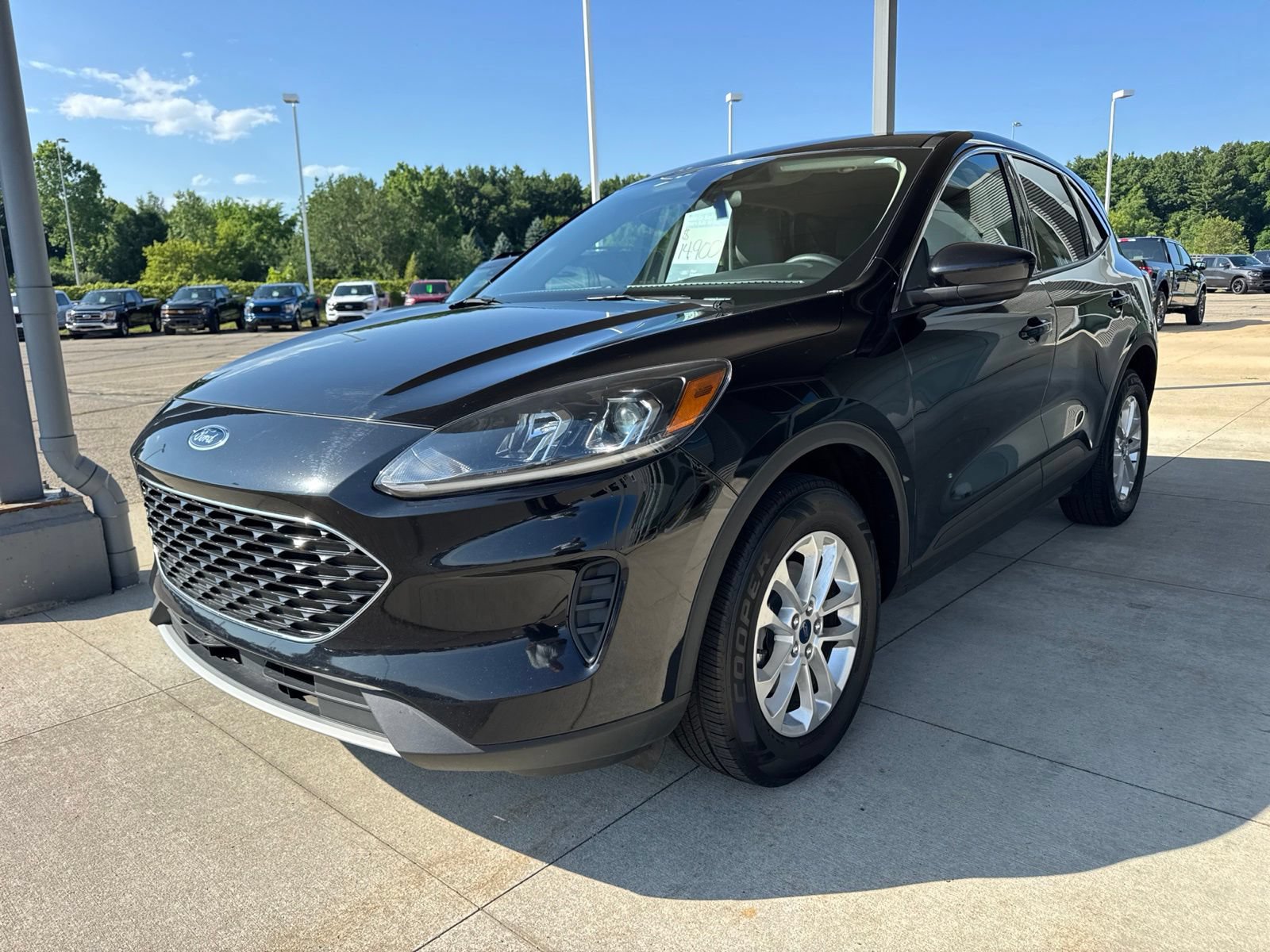 Certified 2020 Ford Escape SE AWD/4WD image 3