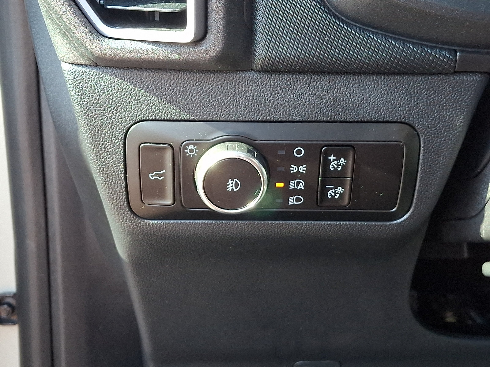 Certified 2025 Ford Bronco Sport Outer Banks w/ Outer Banks Tech Package+ AWD/4WD image 28