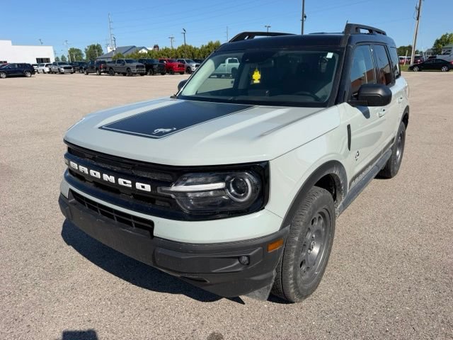 Certified 2024 Ford Bronco Sport Outer Banks AWD/4WD image 3