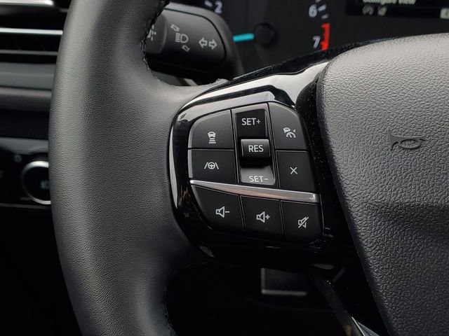 Certified 2022 Ford Escape SEL image 16