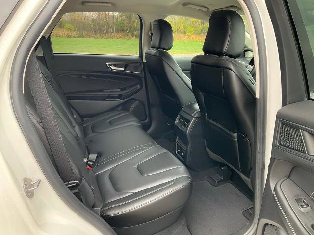Certified 2021 Ford Edge Titanium w/ Class II Trailer Tow Package image 31