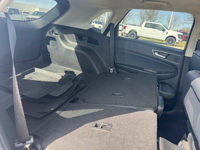 Certified 2024 Ford Edge SEL w/ Convenience Package image 32