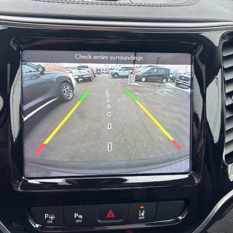 Used 2020 Jeep Cherokee Limited w/ Technology Group image 23